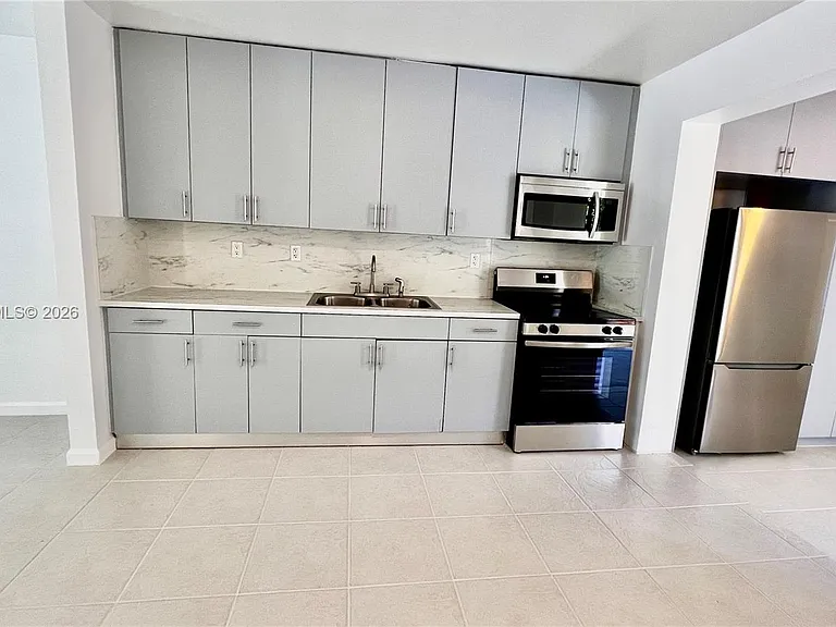 6193 SW 48th Ct #6193 — Photo 12