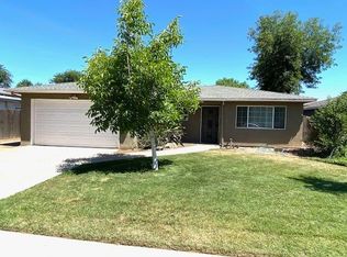 5863 E Saginaw Way, Fresno, CA 93727