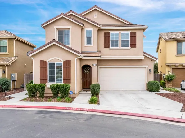 6189 W Concordia Dr, Fresno, CA 93722