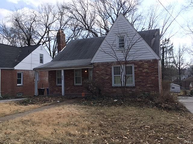 1st image of 330 Roberta Ave