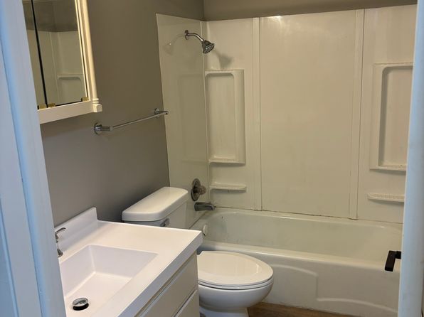 204 E North St #5