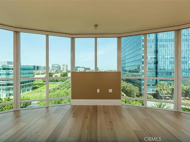 3141 Michelson Dr #808 — Photo 3