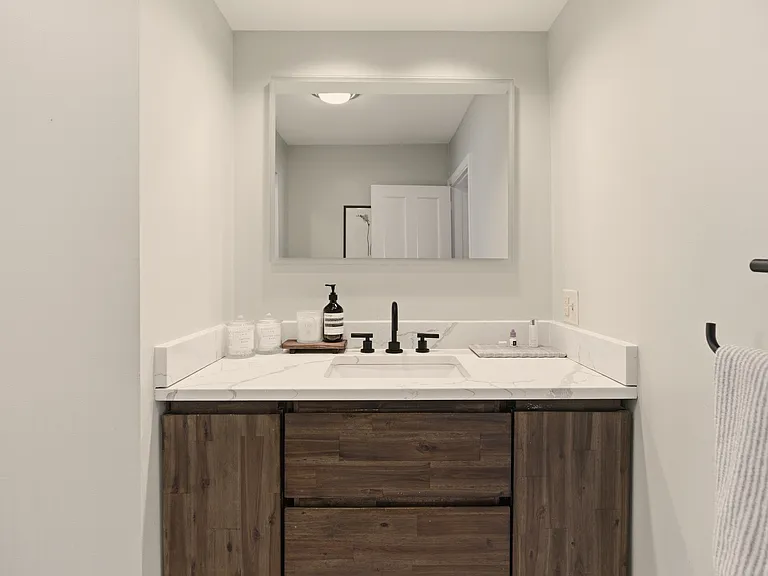 28 Kay St #3 — Photo 31
