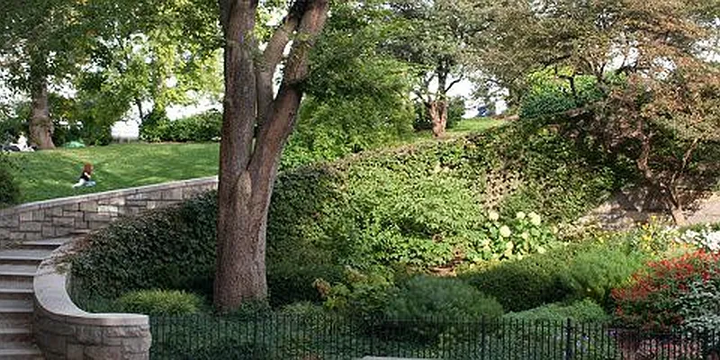 Rented by Cooper & Cooper Real Estate | media 16