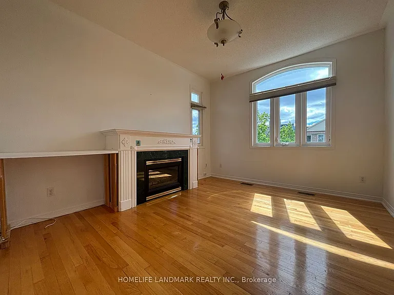 9 Baltic St — Photo 8
