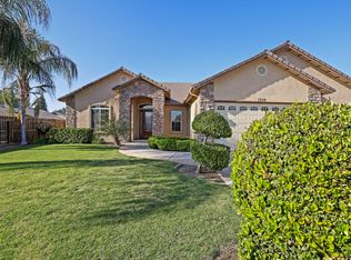 1748 Pioneer Ave, Porterville, CA 93257