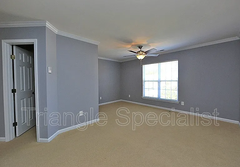9811 Cicero Dr — Photo 12