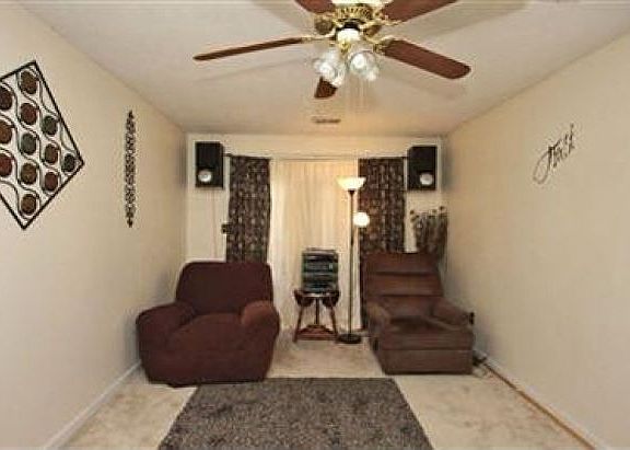 4th image of 472 Chelsea Woods Dr