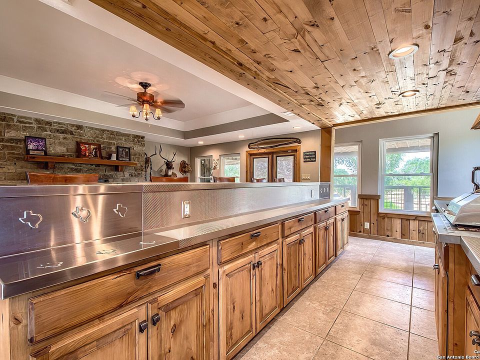 1st image of 5464 Coughran Rd