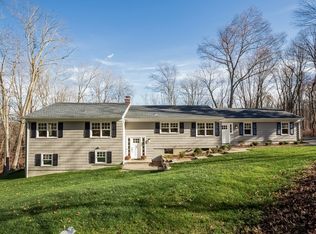 27 Overidge Ln, Wilton, CT 06897