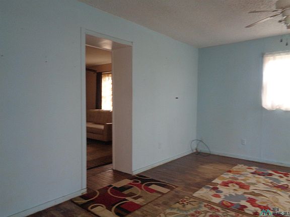 4th image of 107 S Swigart St