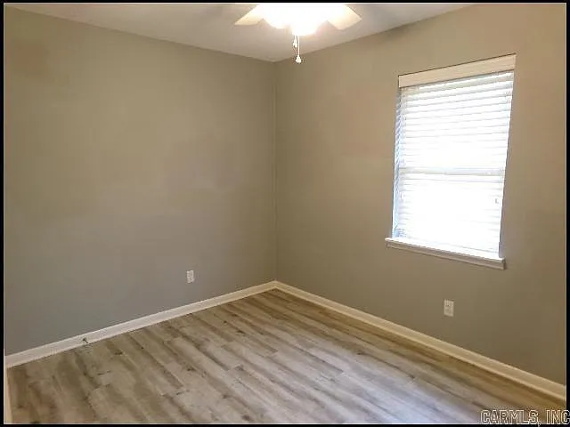 905 Norma Ct — Photo 15