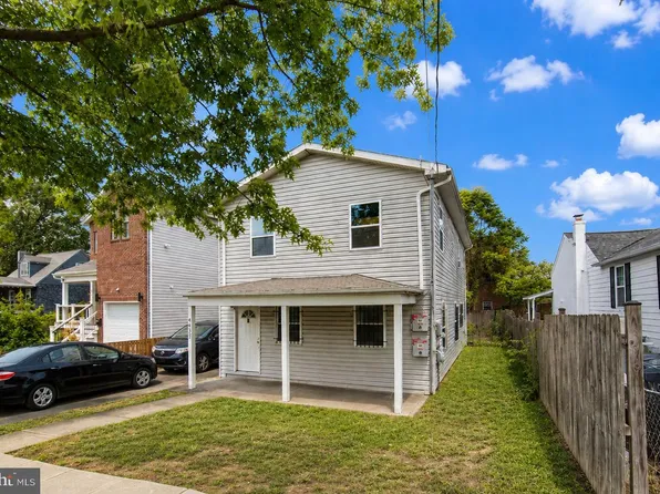 4932 Astor Pl SE, Washington, DC 20019