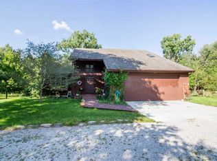 17814 Cloud Hill Dr, Huntertown, IN 46748