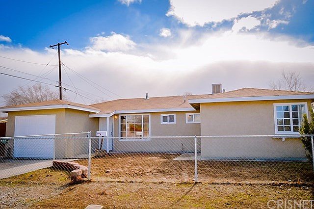 1st image of 1116 W Avenue H12