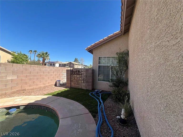 2836 Via Florentine St — Photo 45