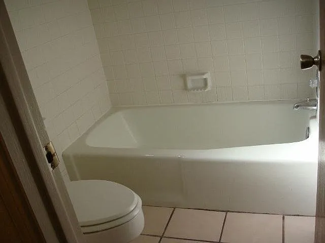 11009 Briarwood Ter NE — Photo 18