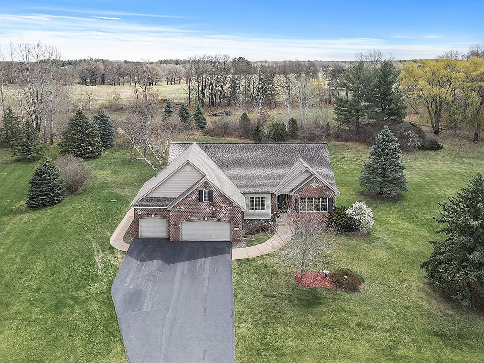 1st image of 14345 Isanti St NE