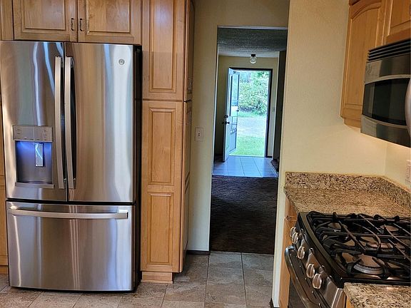 5th image of 3369 Garfield Ct