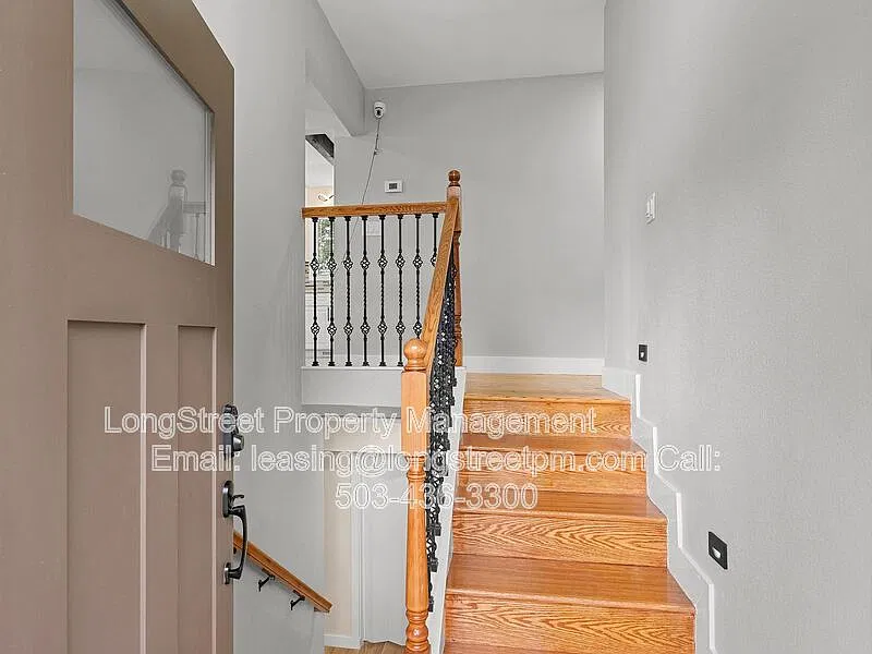 4 bed, 3.0 bath, 1752 sqft, $3,795 — Photo 3
