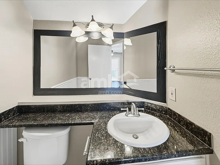 1474 Lodgepole Dr — Photo 10