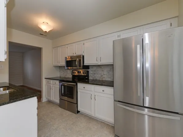 4365 Stafford Dr, Chesapeake, VA 23321