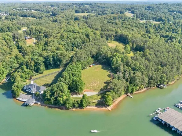 981 Bremble Dr Lot 3, Moneta, VA 24121