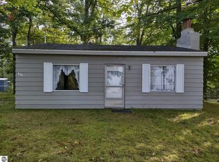 375 Everett Trl, Hale, MI 48739