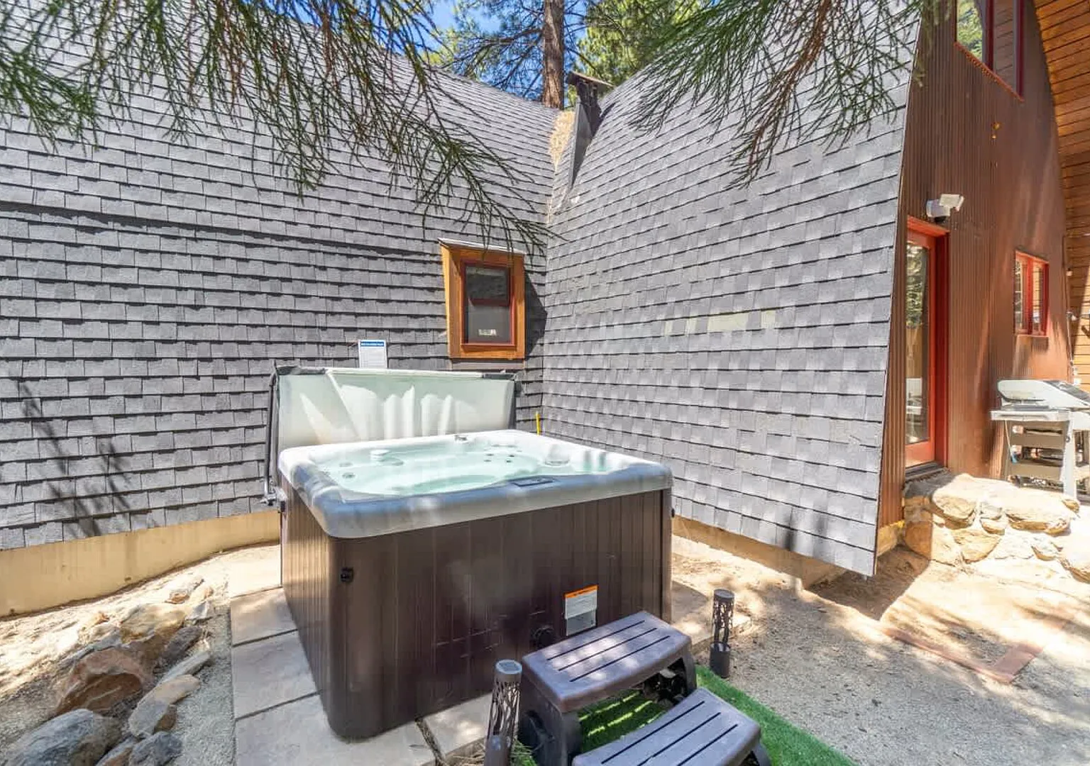 The Canoe Cabin — Photo 3