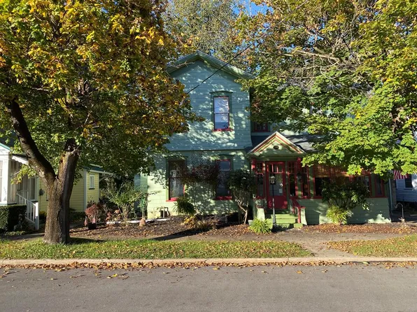 1346 Franklin Ave, Franklin, PA 16323