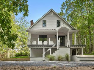 176 Wildwood Rd, Sag Harbor, NY 11963