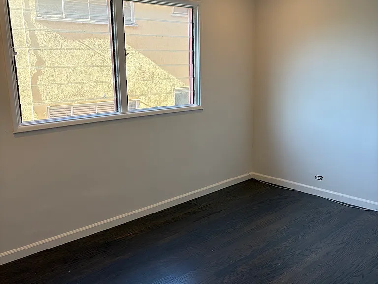 1400 N Hayworth Ave #11 — Photo 28