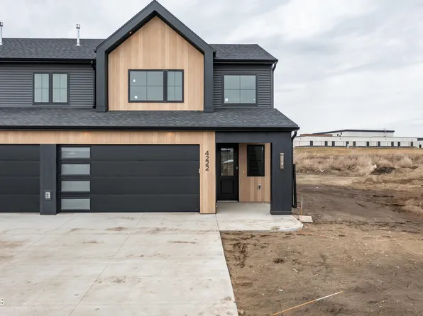 4222 Kites Ln, Bismarck, ND 58503