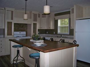 917 Birkshire Ave, Chandler, IN 47610
