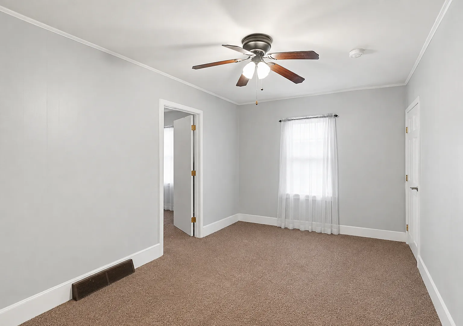 20 Central St — Photo 1