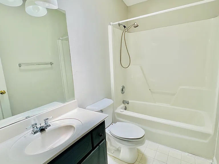 347 Darlington Cir — Photo 19