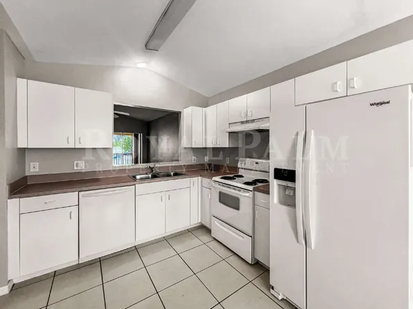 1239 SE 8th St APT 6, Cape Coral, FL 33990