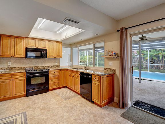 Home For Sale In Tunison Palms