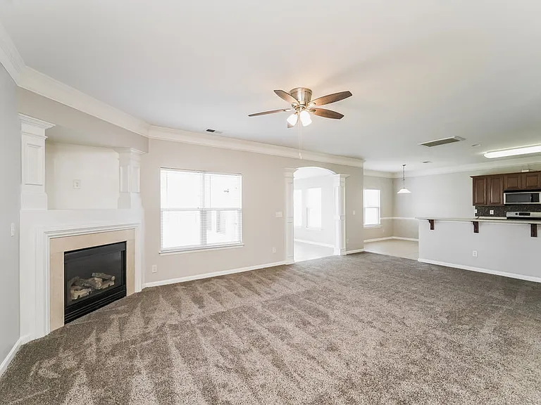 620 Wrayhill Dr — Photo 6