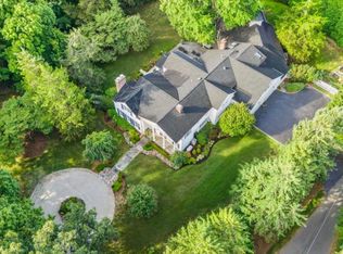 1 Boxwood Lane, Westport, CT 06880