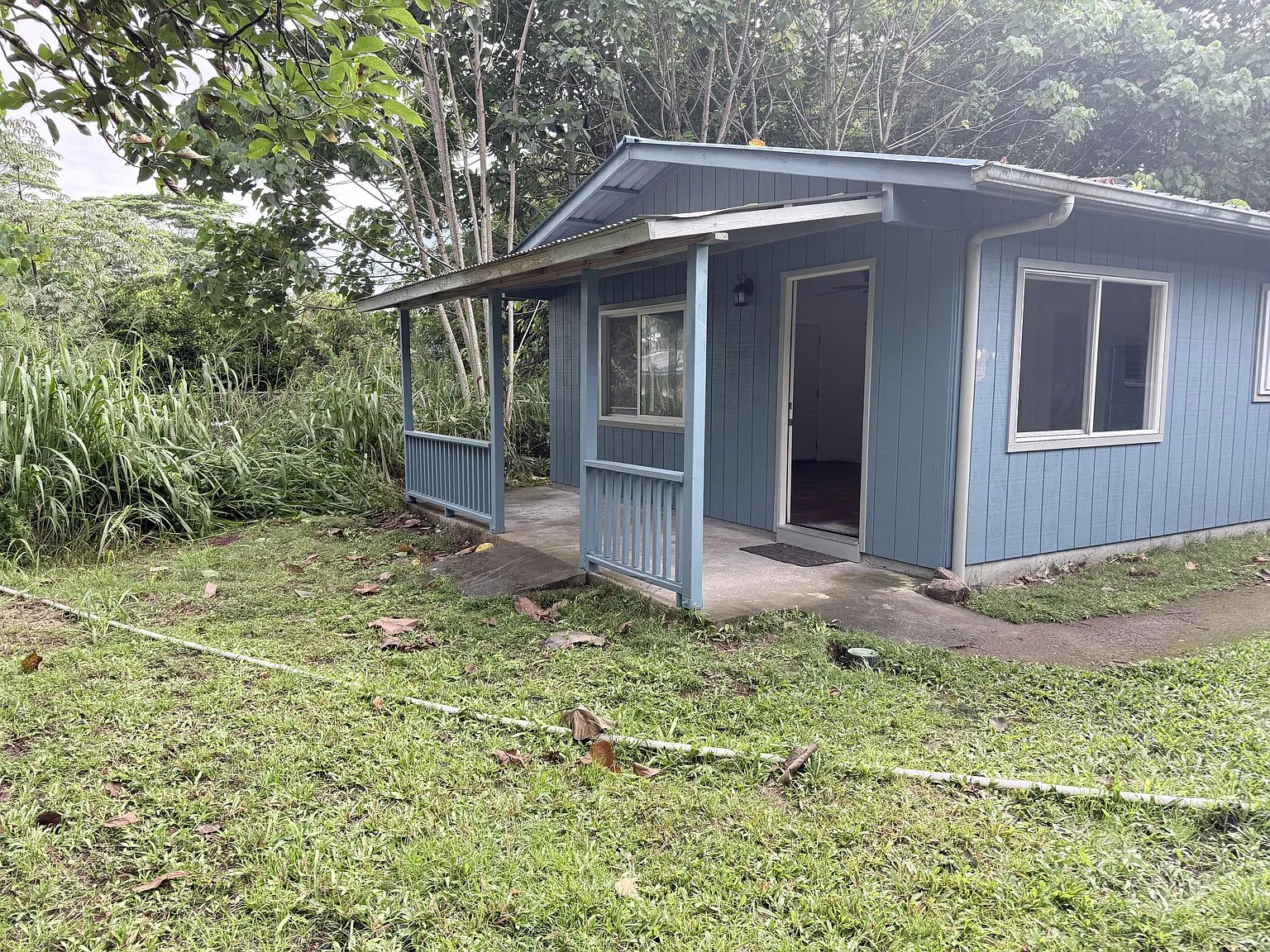 Awa St, Pahoa — Photo 3