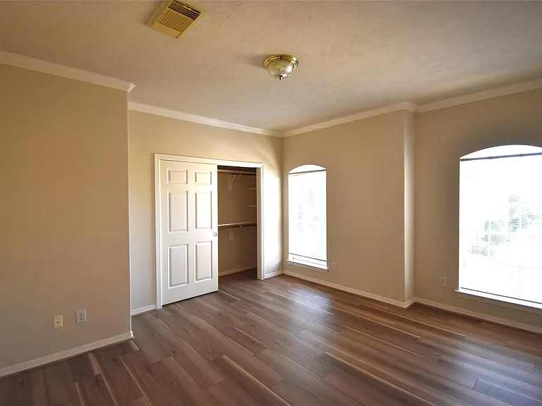 2835 Briarhurst Park — Photo 19