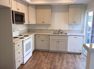 9897 Park Crest Ln, San Diego, CA 92124