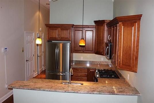 2nd image of 550 2nd St #F