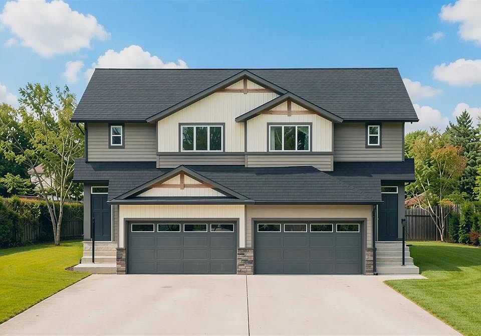 1st image of 320 NE Edgefield Close