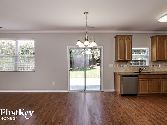 5th image of 7347 Lamplighter Close Dr