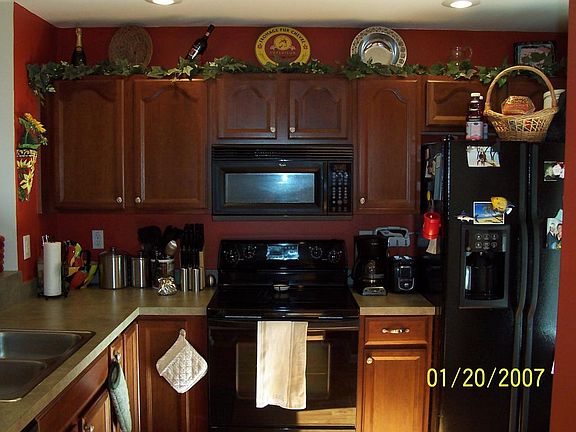 4th image of 1124 Island Club Dr