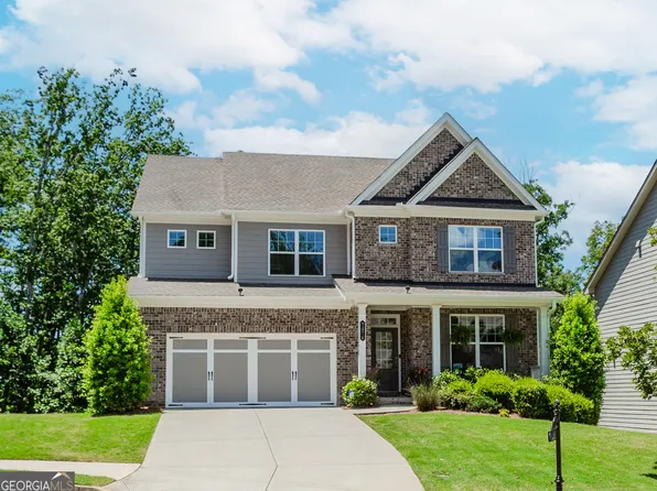 2870 Canter Meadow Dr, Cumming, GA 30040