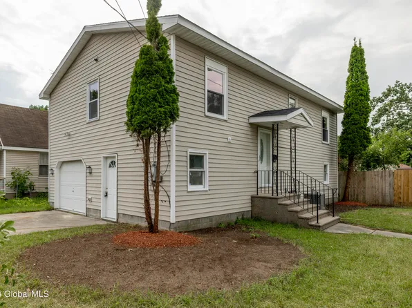 3260 Wells Avenue, Schenectady, NY 12304