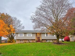 1233 Meese Rd NE, Louisville, OH 44641